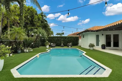 14318 SW 17th Street Miami FL 33175