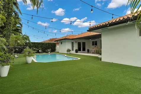 14318 SW 17th Street Miami FL 33175
