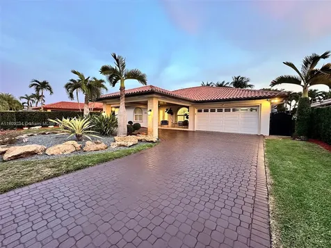 14318 SW 17th Street Miami FL 33175