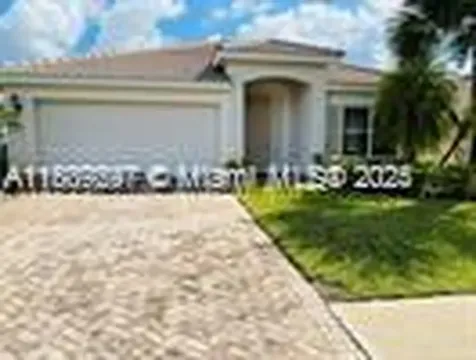 4430 Kentucky Way Naples FL 34142