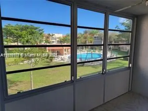 6850 R O Y A L Palm Bl Margate FL 33063