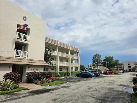 6850 R O Y A L Palm Bl Margate FL 33063