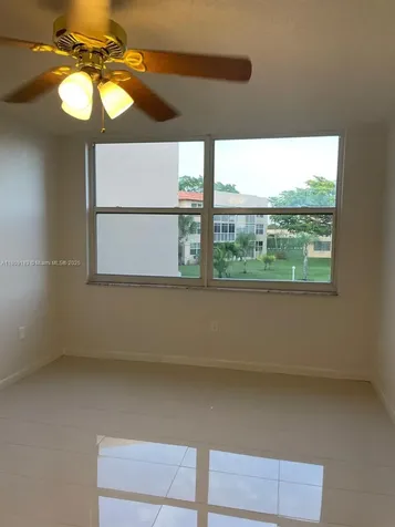 6850 R O Y A L Palm Bl Margate FL 33063