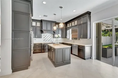 4231 N Magnolia Circle Delray Beach FL 33445