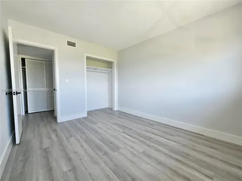 1490 NW 43rd Avenue Lauderhill FL 33313