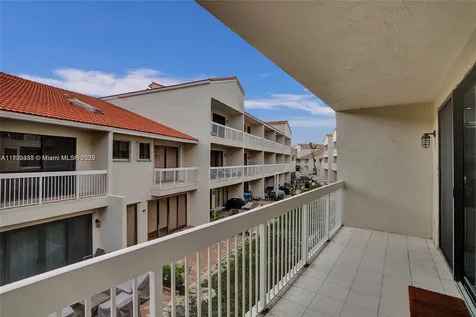 21388 Marina Cove Circle Aventura FL 33180