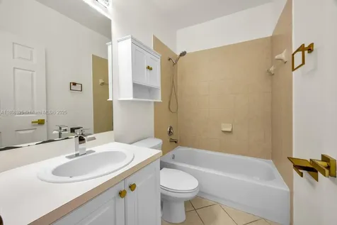 2928 SE 2nd Street Homestead FL 33033