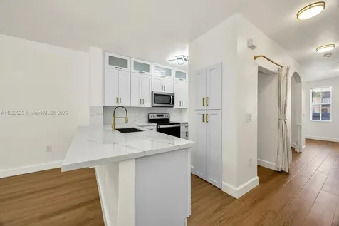 2928 SE 2nd Street Homestead FL 33033