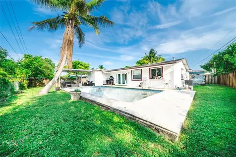 45 NW 188th Street Miami Gardens FL 33169