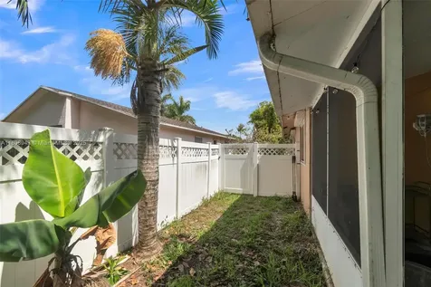 2412 Raleigh Street Hollywood FL 33020