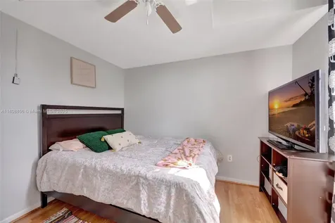 21519 SW 90th Avenue Cutler Bay FL 33189