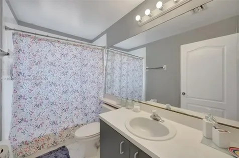 21519 SW 90th Avenue Cutler Bay FL 33189