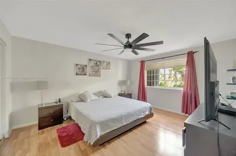 21519 SW 90th Avenue Cutler Bay FL 33189