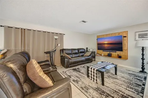 21519 SW 90th Avenue Cutler Bay FL 33189
