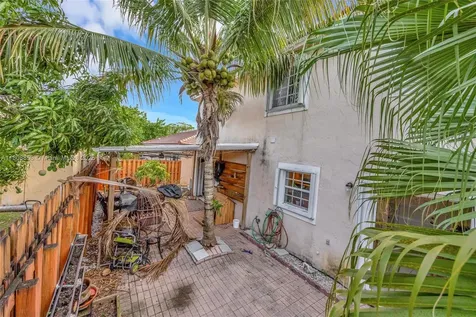21519 SW 90th Avenue Cutler Bay FL 33189