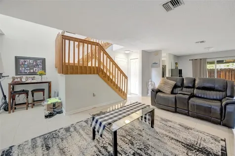 21519 SW 90th Avenue Cutler Bay FL 33189