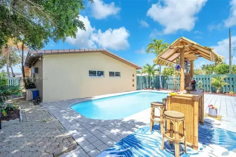 1520 N 25th Avenue Hollywood FL 33020