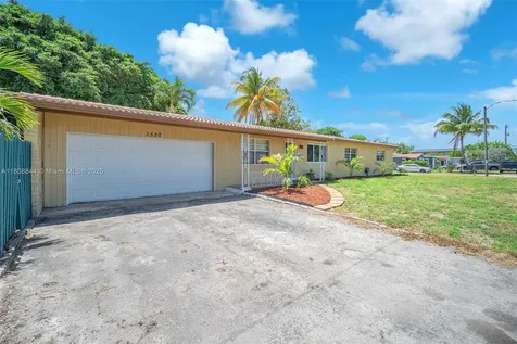 1520 N 25th Avenue Hollywood FL 33020