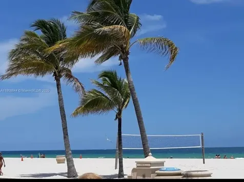 1520 N 25th Avenue Hollywood FL 33020