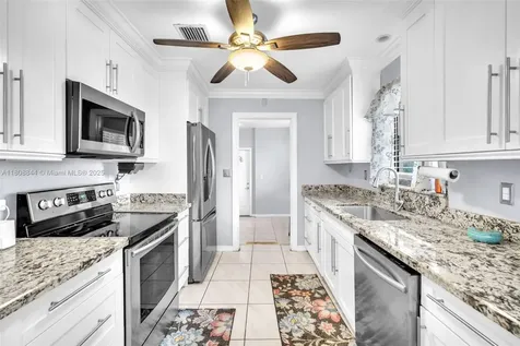 1520 N 25th Avenue Hollywood FL 33020