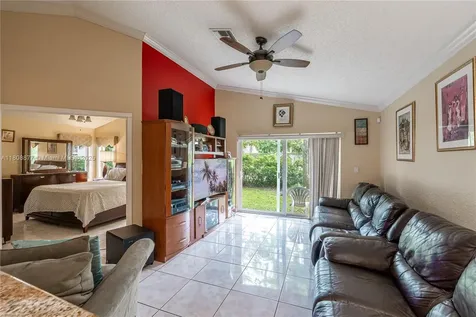 430 NW 107th Avenue Pembroke Pines FL 33026
