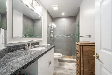 430 NW 107th Avenue Pembroke Pines FL 33026