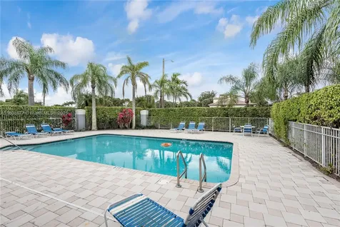 430 NW 107th Avenue Pembroke Pines FL 33026