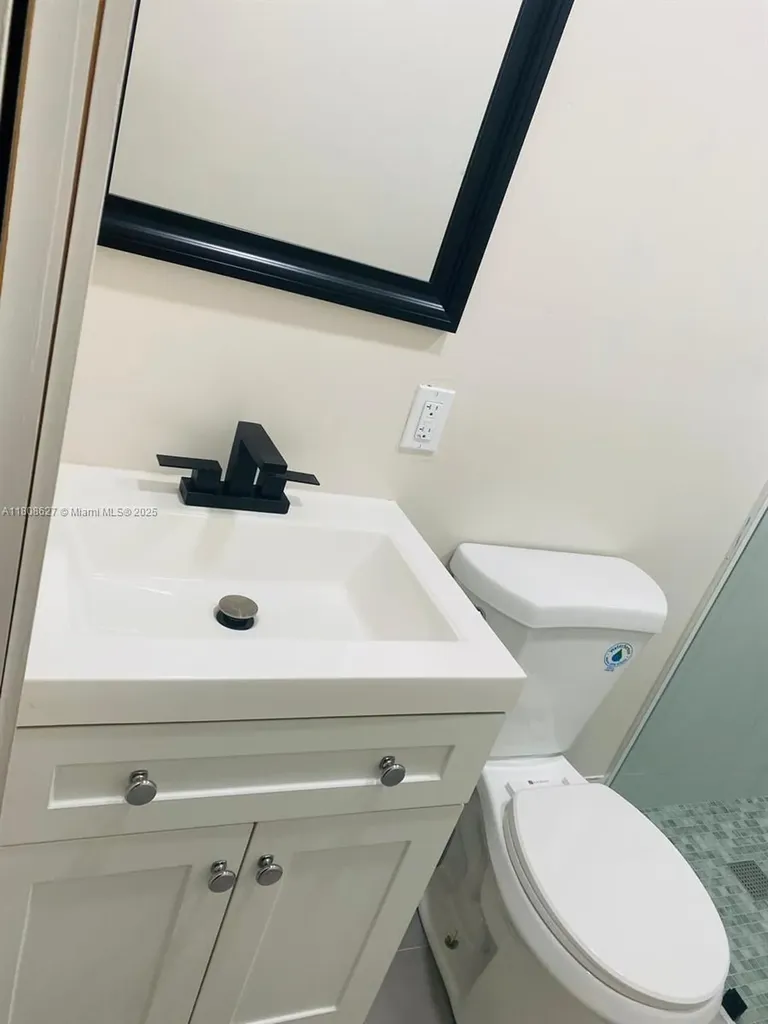 2820 NW 14th Court Fort Lauderdale FL 33311