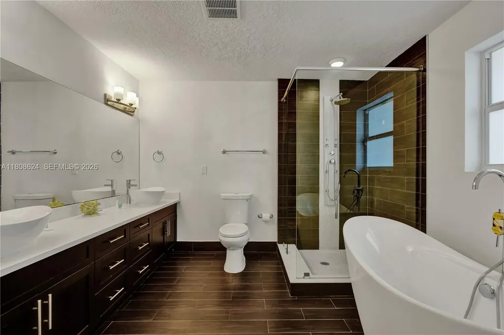 3100 NE 56th Court Fort Lauderdale FL 33308