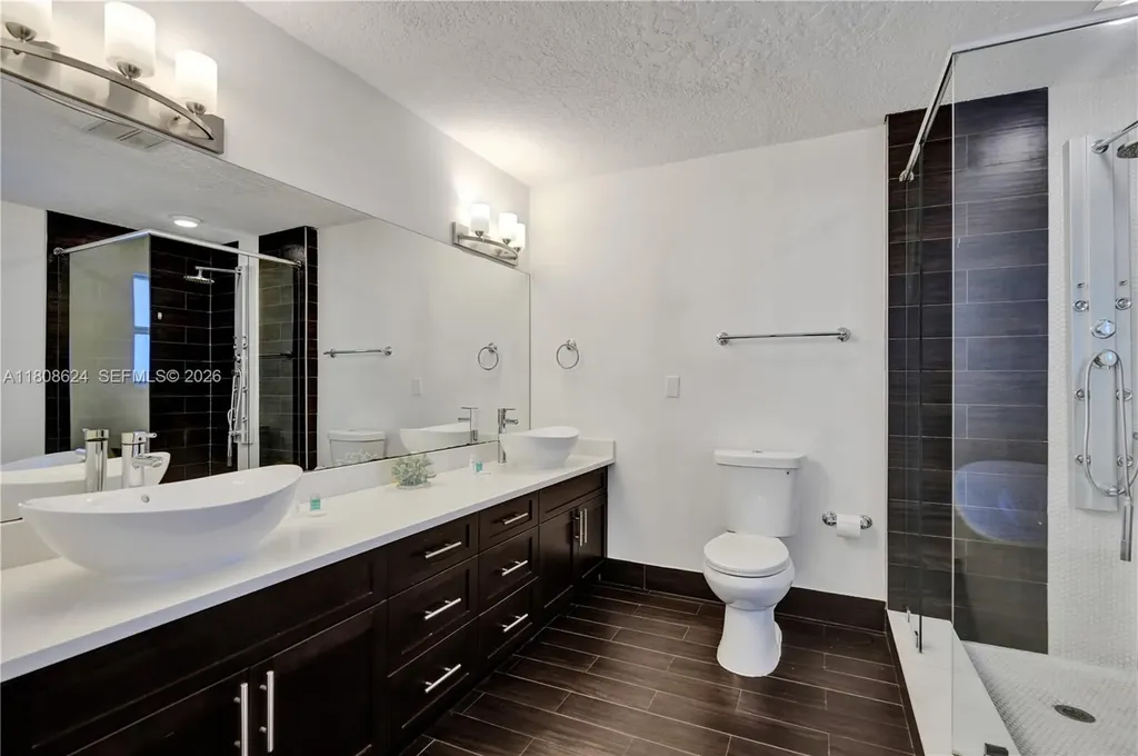 3100 NE 56th Court Fort Lauderdale FL 33308