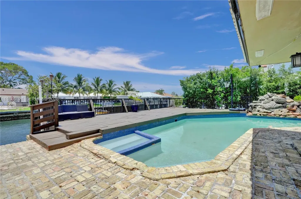 3100 NE 56th Court Fort Lauderdale FL 33308