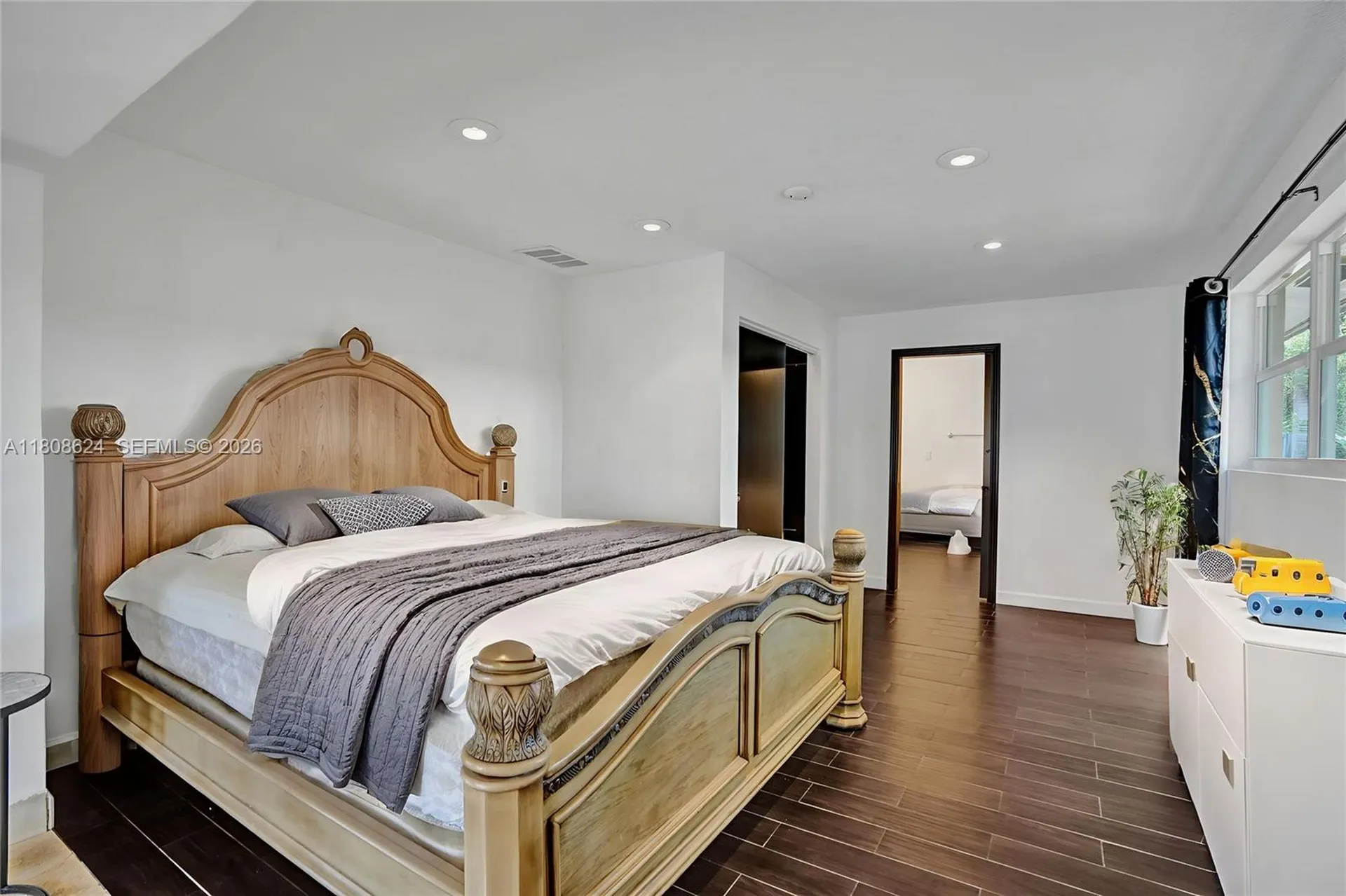3100 NE 56th Court Fort Lauderdale FL 33308