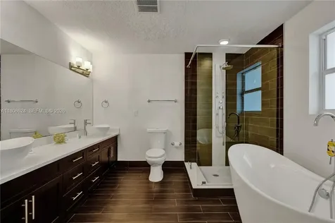 3100 NE 56th Court Fort Lauderdale FL 33308