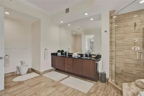 16001 Collins Avenue Sunny Isles Beach FL 33160