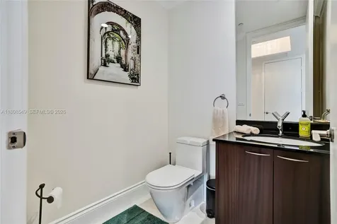 16001 Collins Avenue Sunny Isles Beach FL 33160