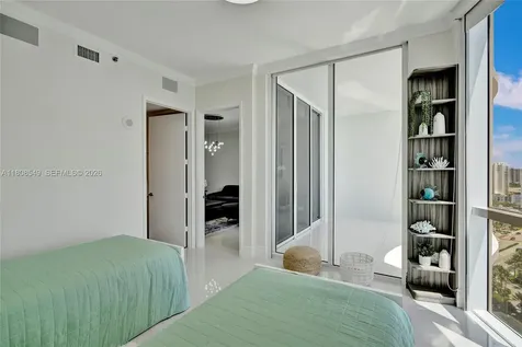 16001 Collins Avenue Sunny Isles Beach FL 33160