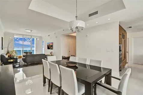 16001 Collins Avenue Sunny Isles Beach FL 33160