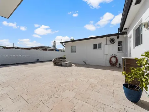 11755 SW 187th Street Miami FL 33177