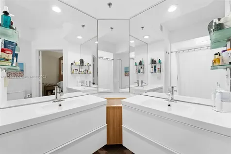 3245 NE 184th Street Aventura FL 33160