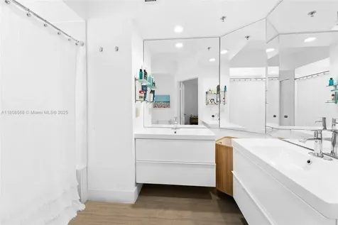 3245 NE 184th Street Aventura FL 33160