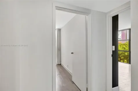 16919 N Bay Road Sunny Isles Beach FL 33160