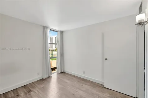 16919 N Bay Road Sunny Isles Beach FL 33160
