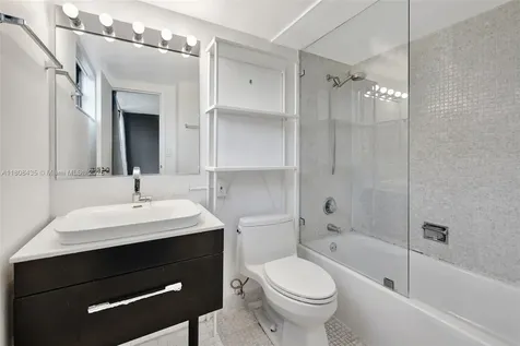 16919 N Bay Road Sunny Isles Beach FL 33160