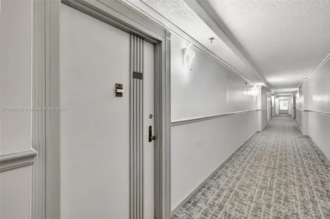 16919 N Bay Road Sunny Isles Beach FL 33160