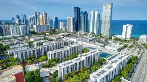 16919 N Bay Road Sunny Isles Beach FL 33160
