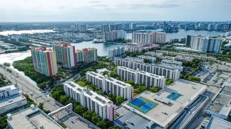 16919 N Bay Road Sunny Isles Beach FL 33160