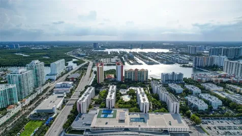 16919 N Bay Road Sunny Isles Beach FL 33160