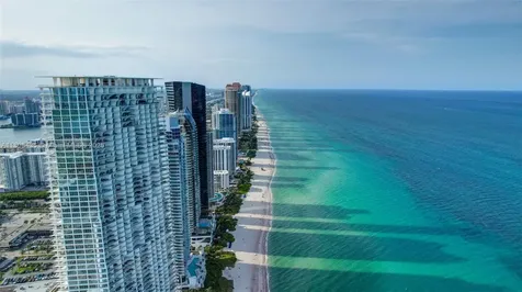 16919 N Bay Road Sunny Isles Beach FL 33160