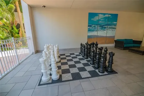 19390 Collins Avenue Sunny Isles Beach FL 33160
