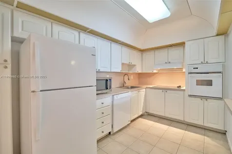 19390 Collins Avenue Sunny Isles Beach FL 33160